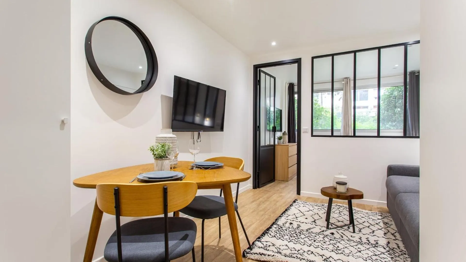 Lovely Sacre Coeur 18 Apartment *