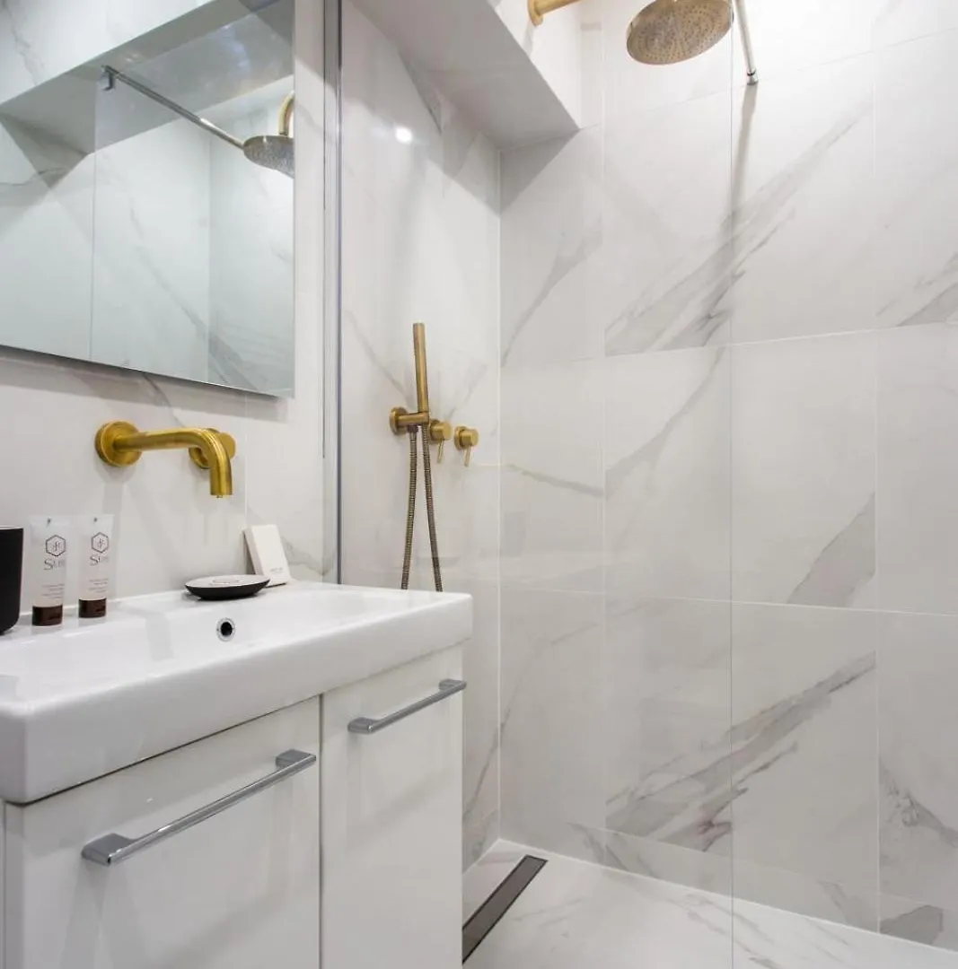 Lovely Sacre Coeur 18 Apartment *
